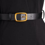 Nora | Vestido Negro con Cinturón y Cuello Mandarin Alba Madrid