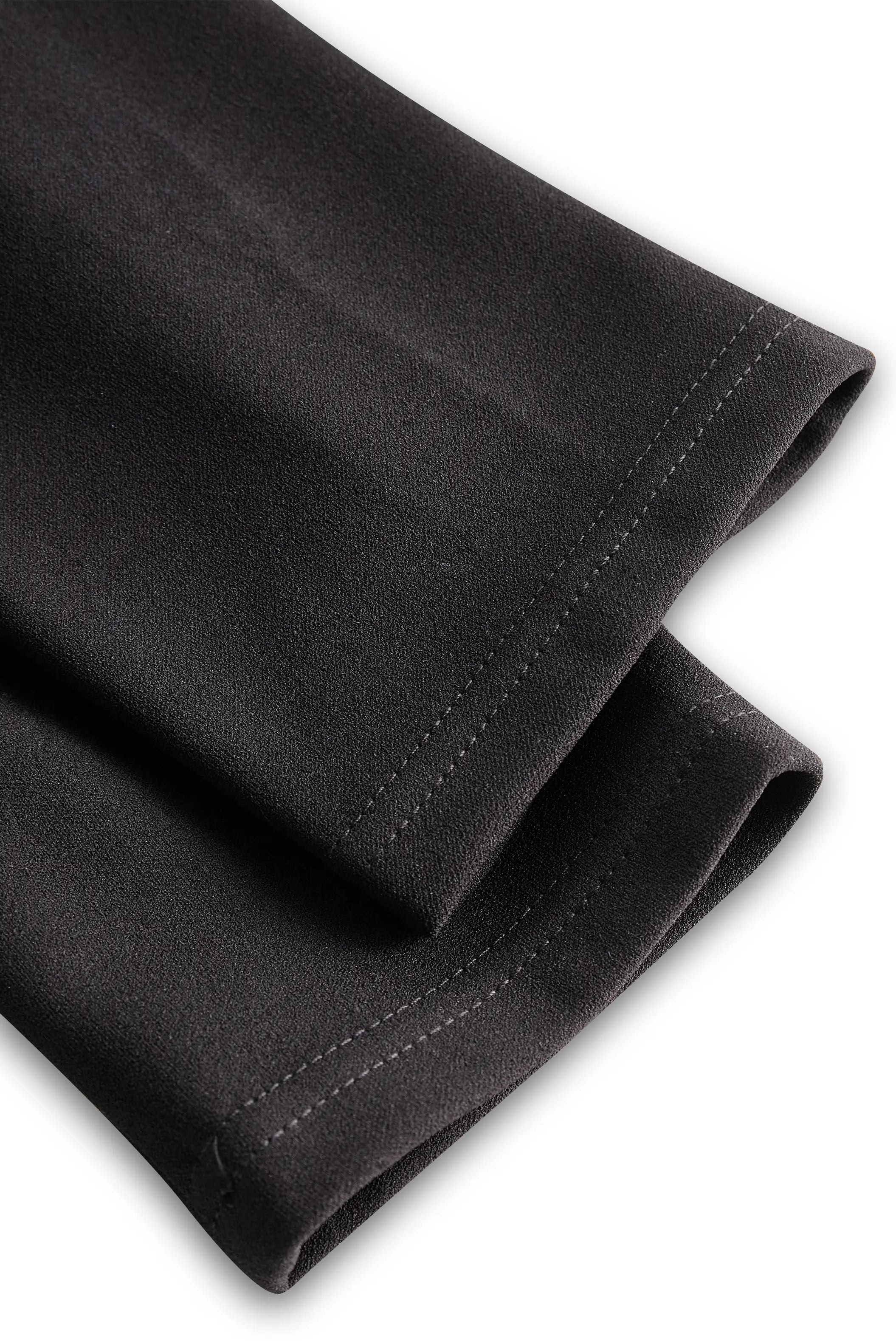 Nora | Vestido Negro con Cinturón y Cuello Mandarin Alba Madrid