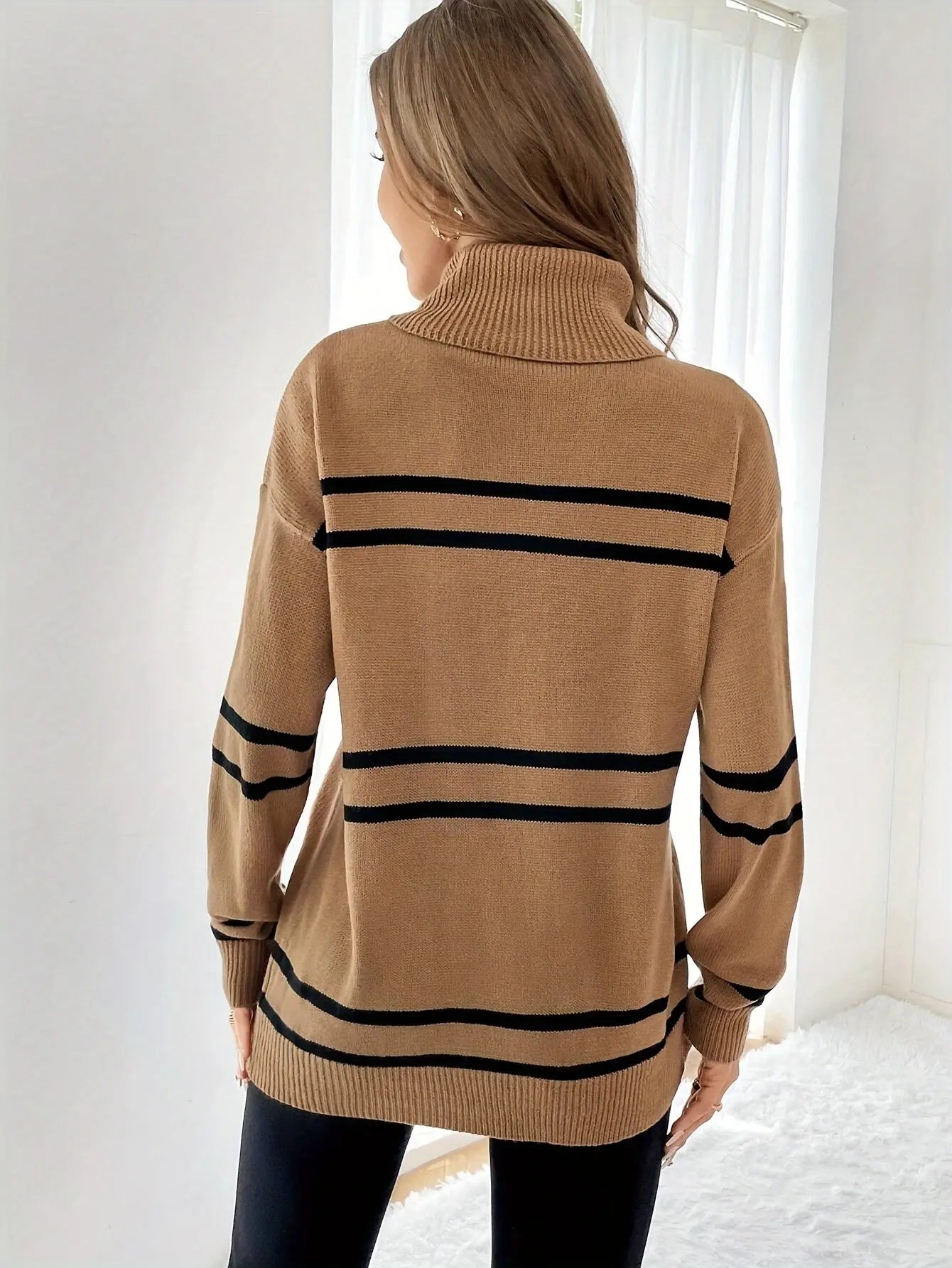 Thea – Suéter de Cuello Alto a Rayas Alba Madrid