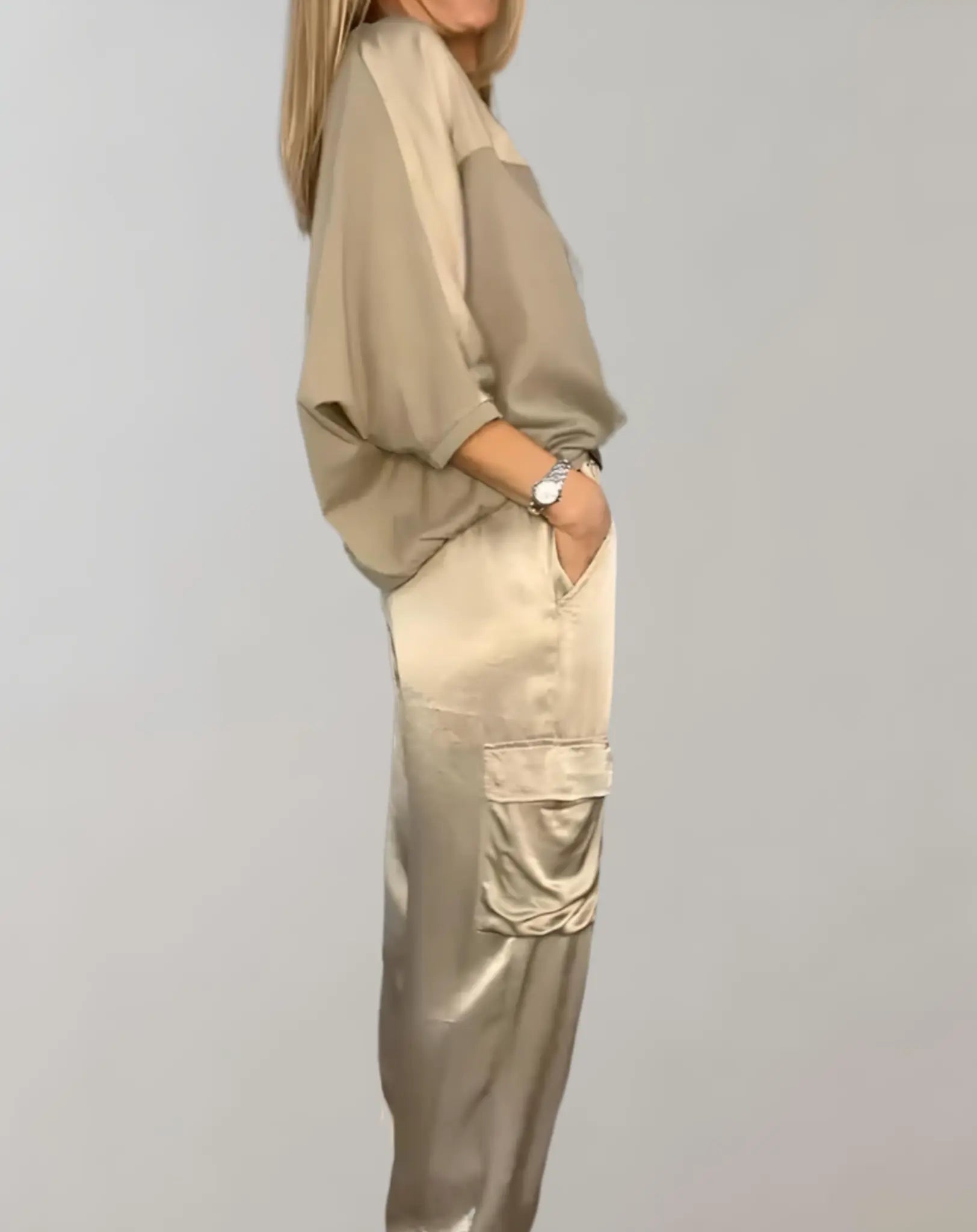 Alicia |  Conjunto de Lounge Cargo Suave como la Seda Alba Madrid