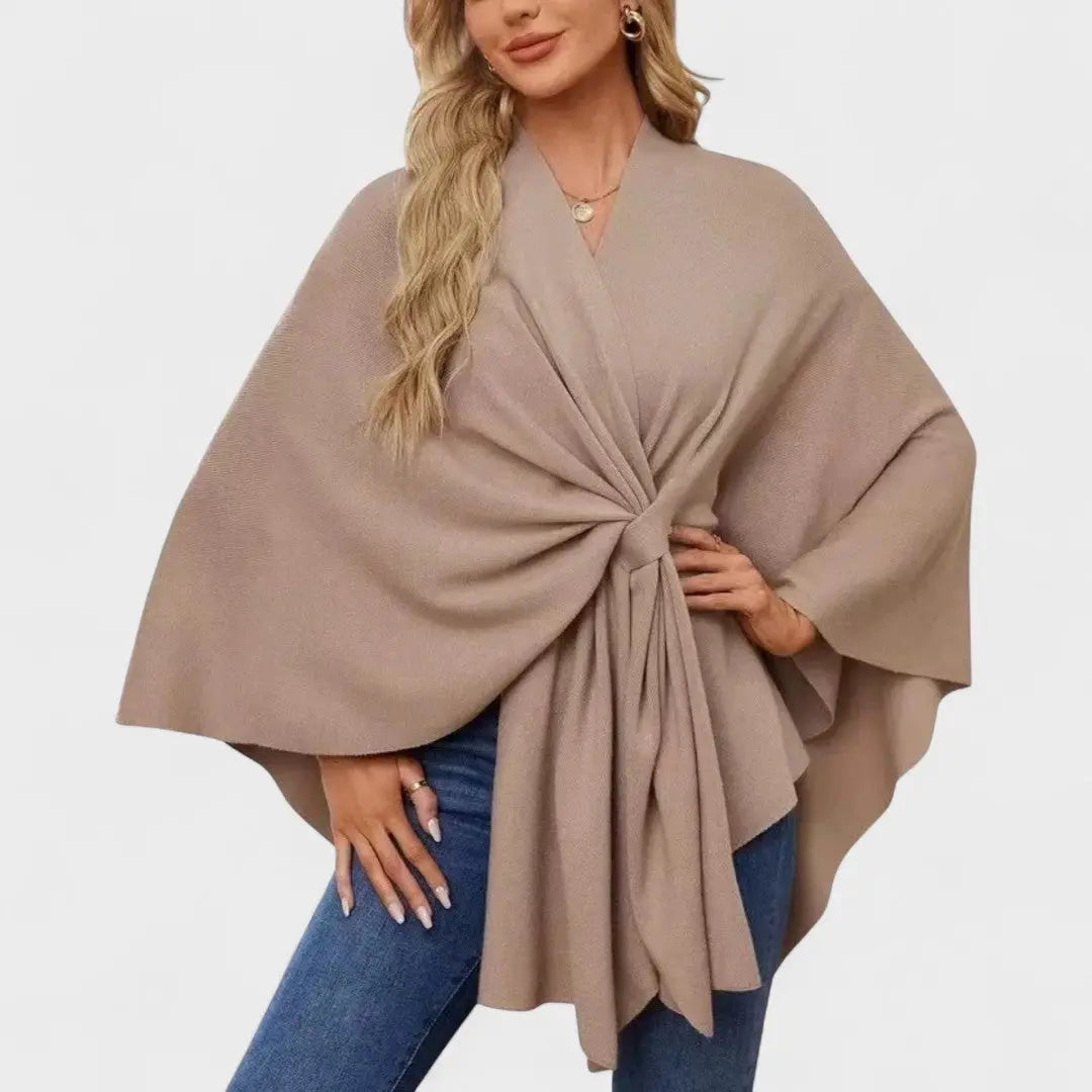 Beatriz | Poncho Chic y Elegante Alba Madrid