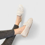 Solenne | Zapatillas Cálidas con Diseño Elegante Alba Madrid