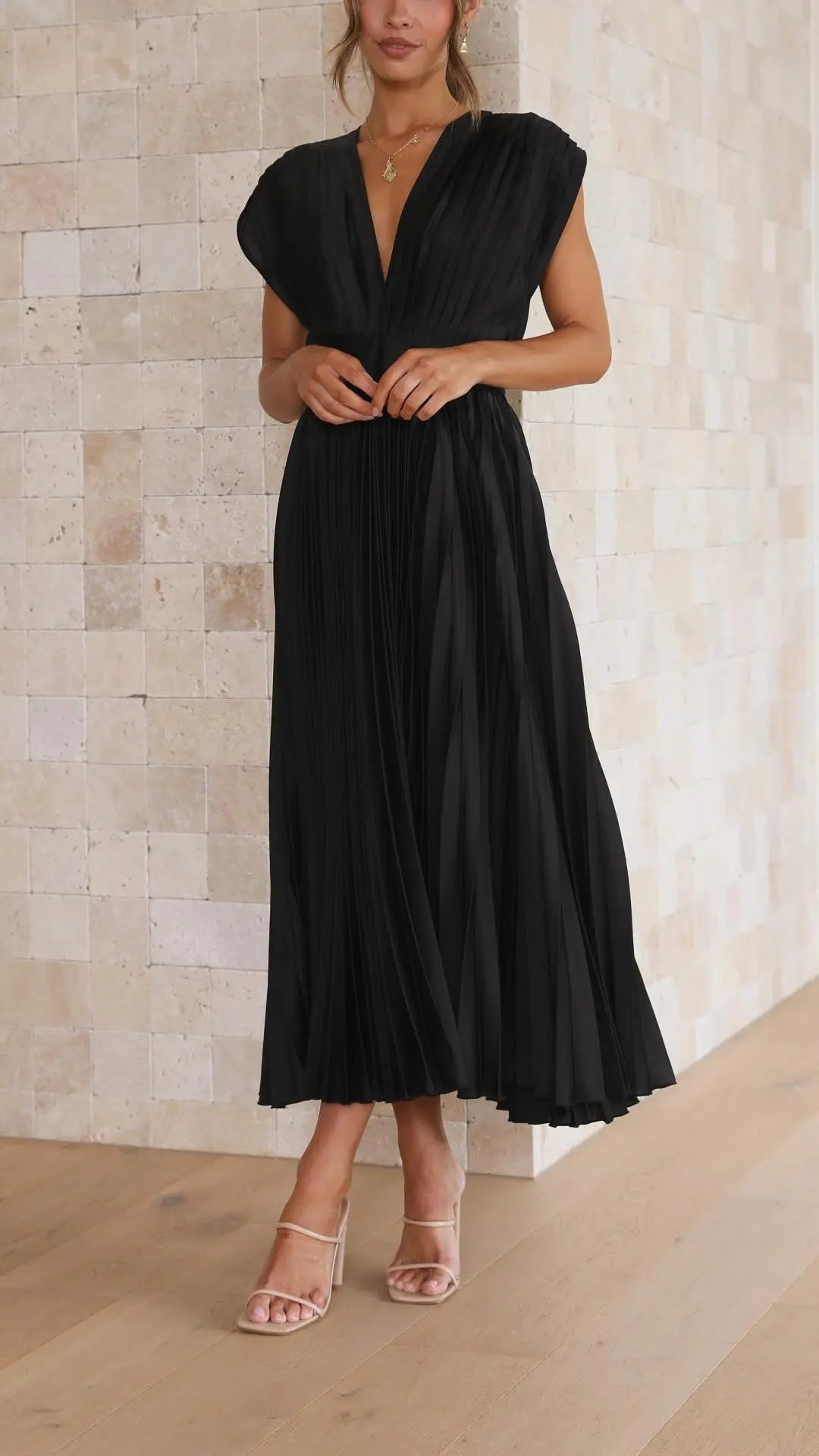 Isla | Vestido plisado elegante Alba Madrid