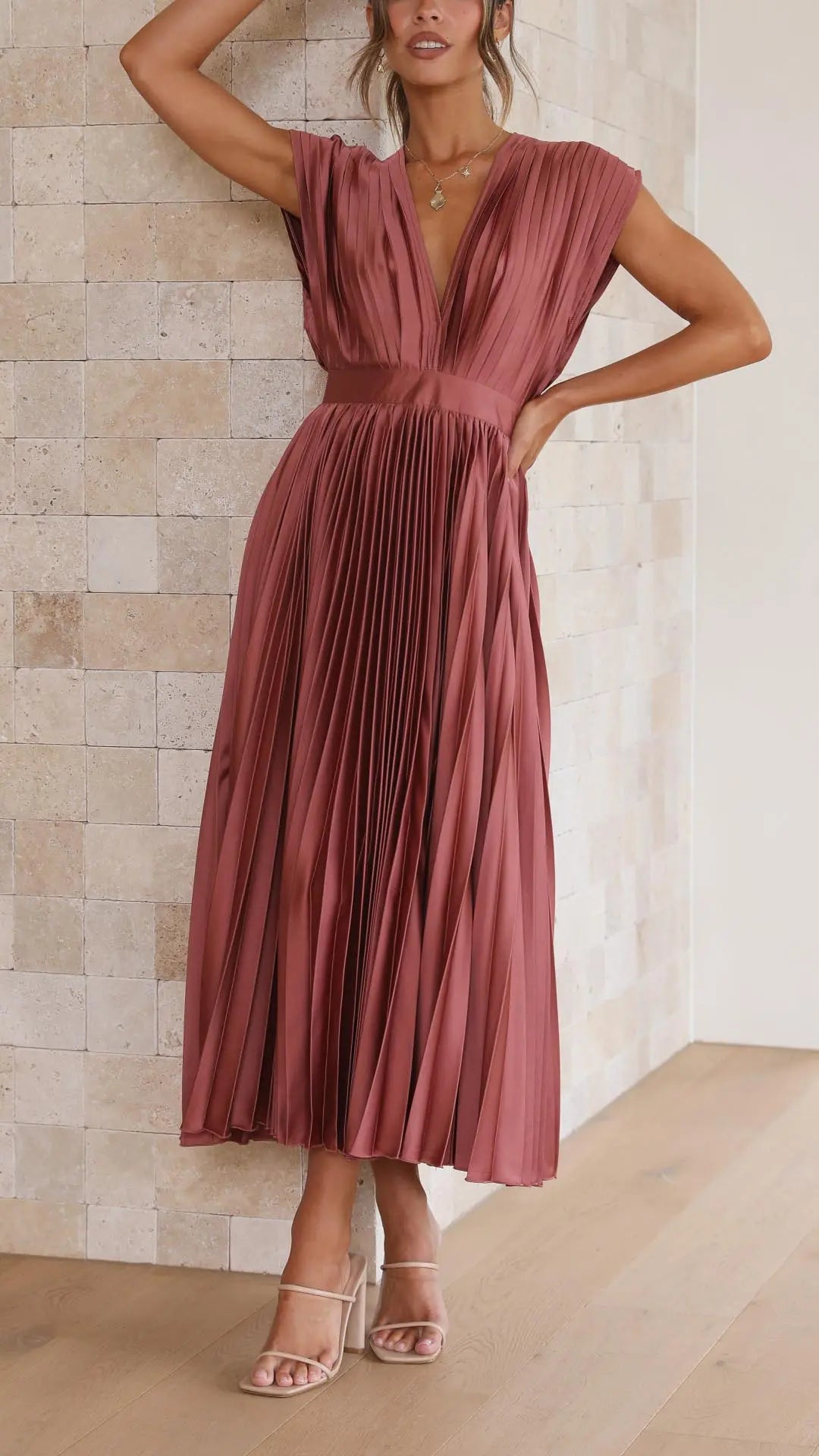 Isla | Vestido plisado elegante Alba Madrid