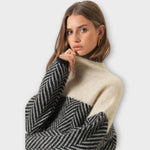Maeve - Suéter Suave con Cuello Alto Alba Madrid