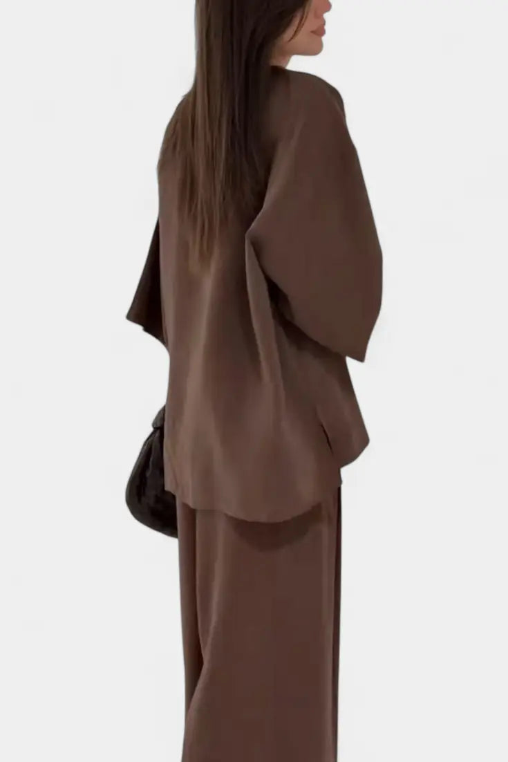 Eli Conjunto Oversize de Top con Cuello en V y Pantalón Recto Alba Madrid