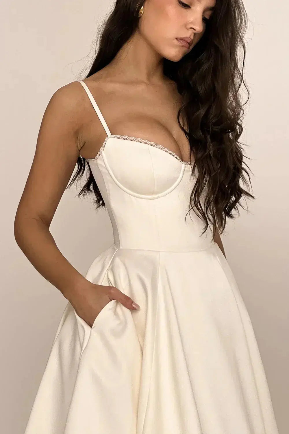 Arielle | Vestido Midi de Lujo Alba Madrid