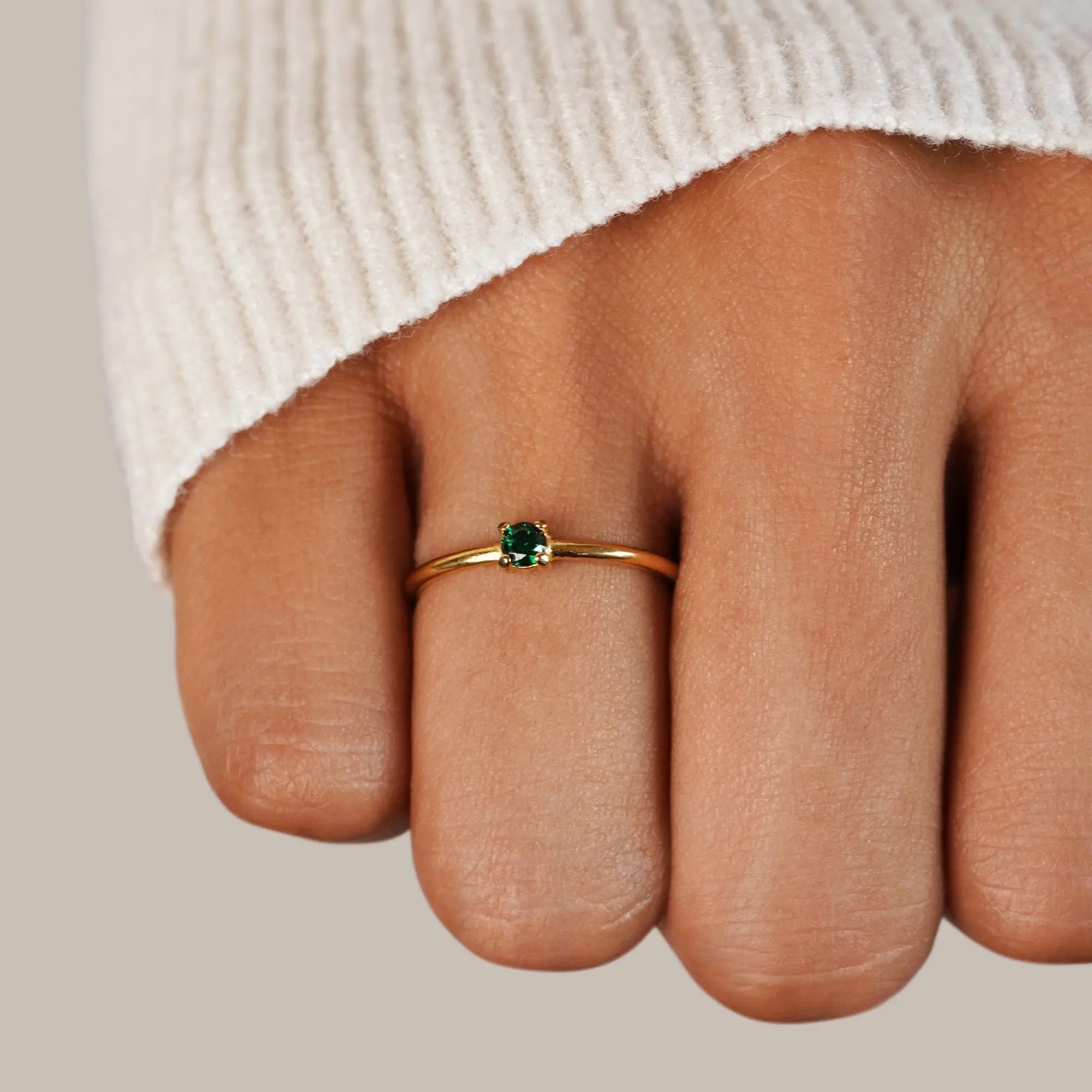 Anillos de oro con piedra de nacimiento Alba Madrid