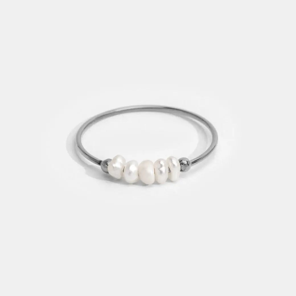 Anillo de plata con perlas de agua dulce clásico Alba Madrid