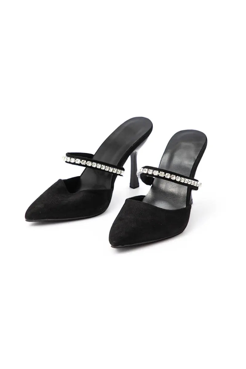 Zapatos de tacón con punta afilada decorados con cristales Alba Madrid