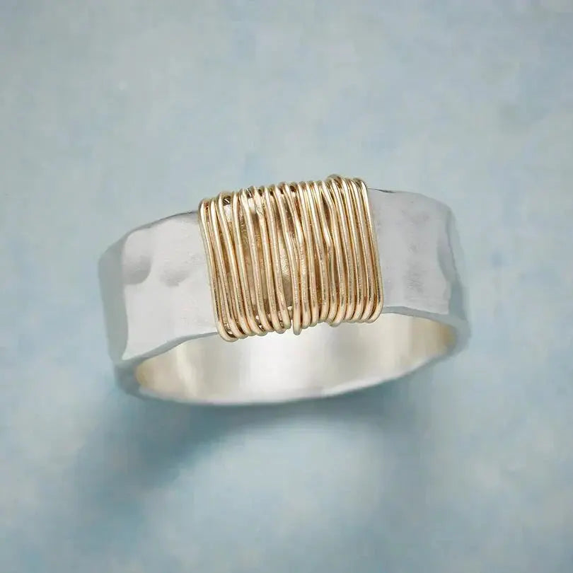 Anillo de Hilos Boho Dorado Alba Madrid