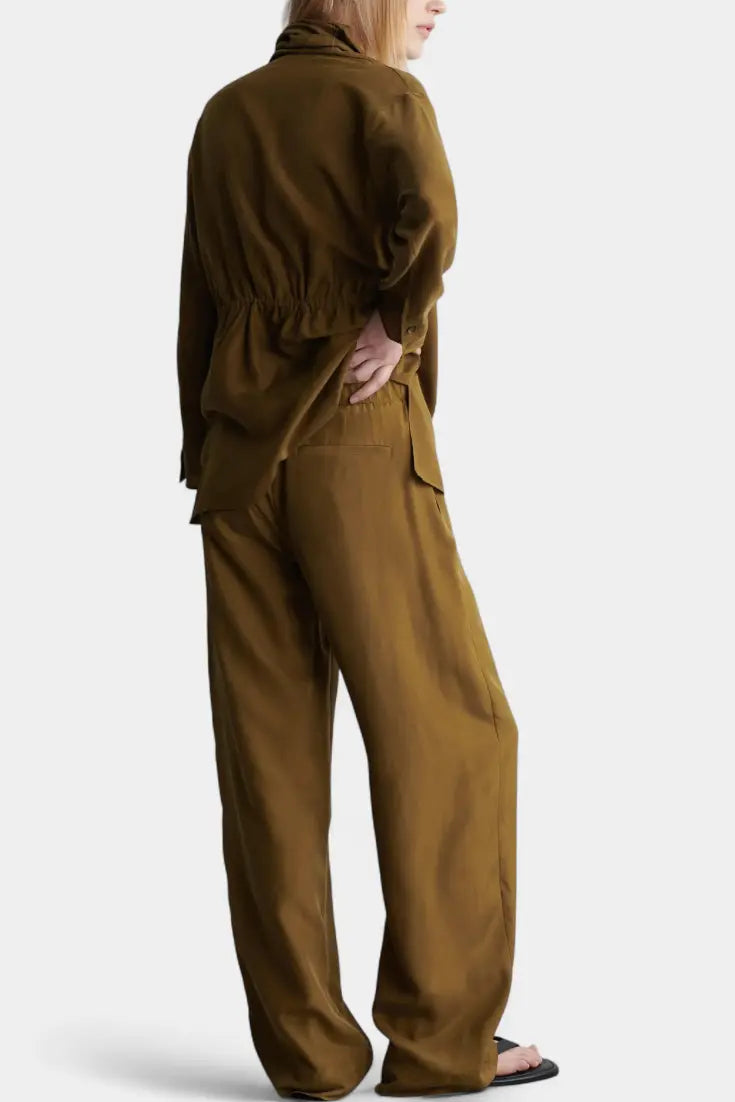 Sue Conjunto de Blazer con Solapa y Pantalones a Juego Alba Madrid
