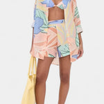 Lumina Conjunto Tropical con Camisa Holgada y Shorts de Cintura Alta Alba Madrid