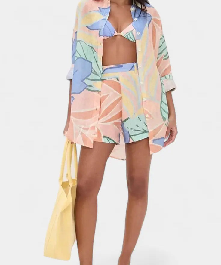 Lumina Conjunto Tropical con Camisa Holgada y Shorts de Cintura Alta Alba Madrid