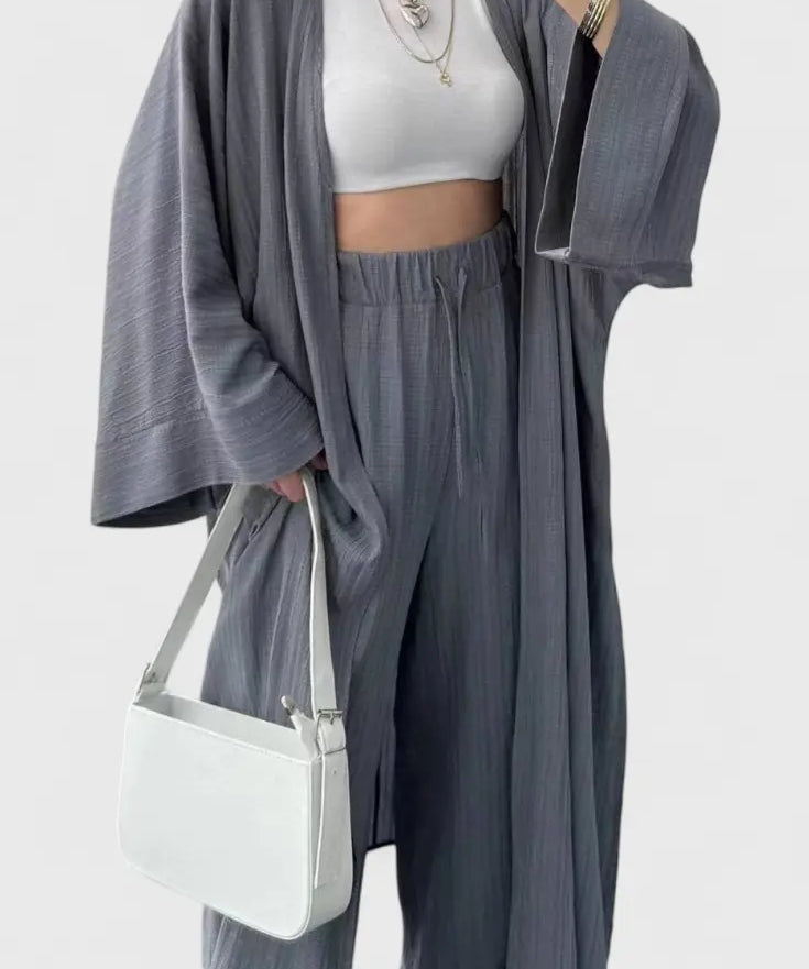 Caspian Conjunto Relajado de Dos Piezas con Kimono Largo Alba Madrid