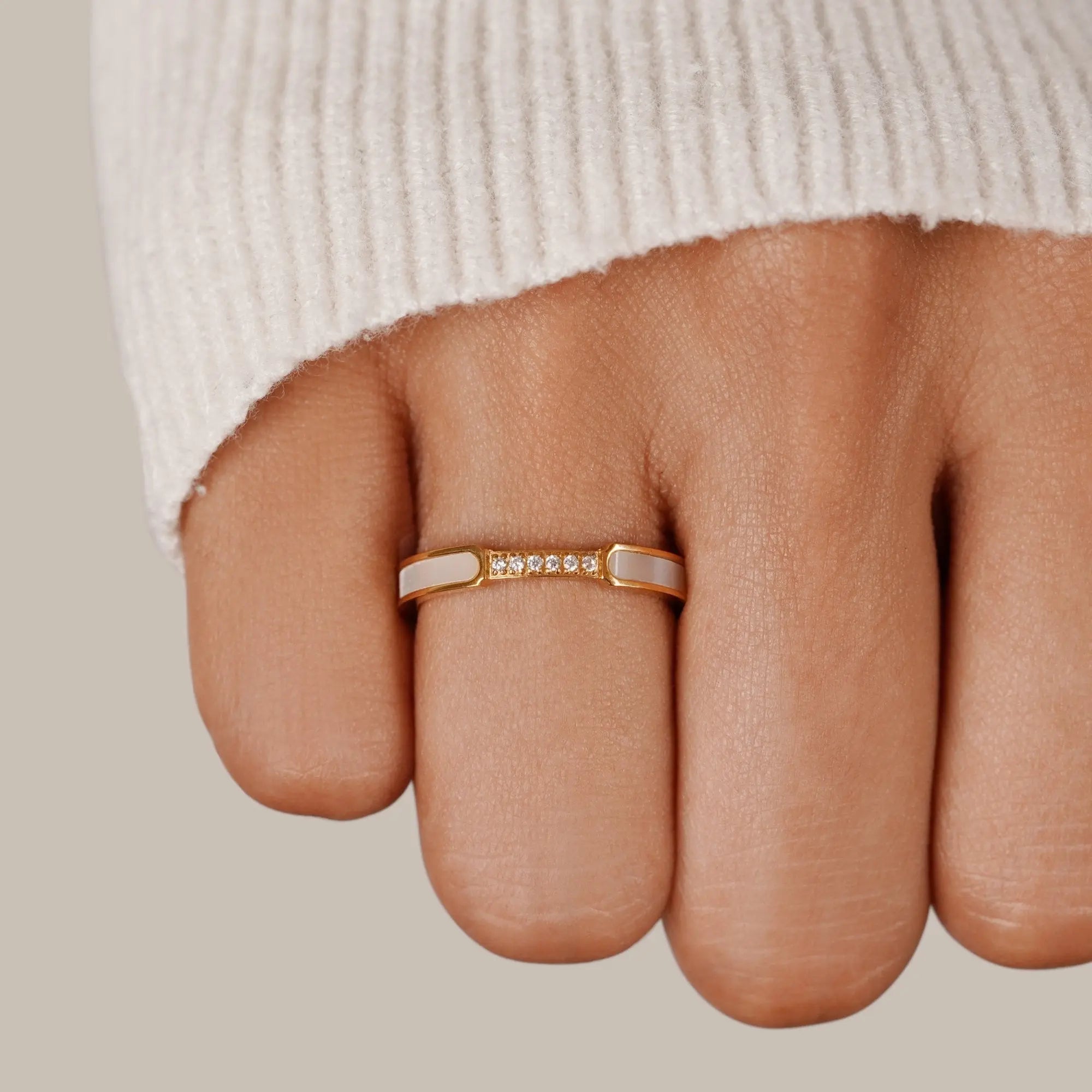 Bibiana - Anillo de Perlas y Cristales Alba Madrid