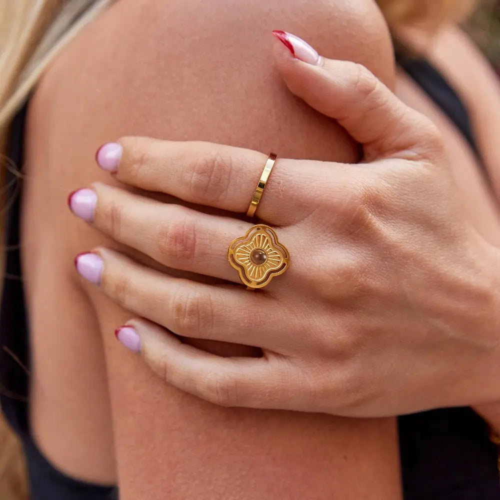 Anillo de flores de la suerte Ojo de Tigre Alba Madrid