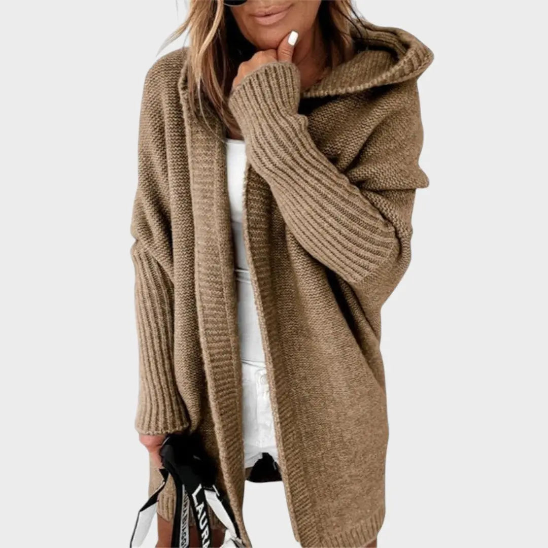 Marcela |  Cárdigan de Punto con Capucha Oversized Alba Madrid