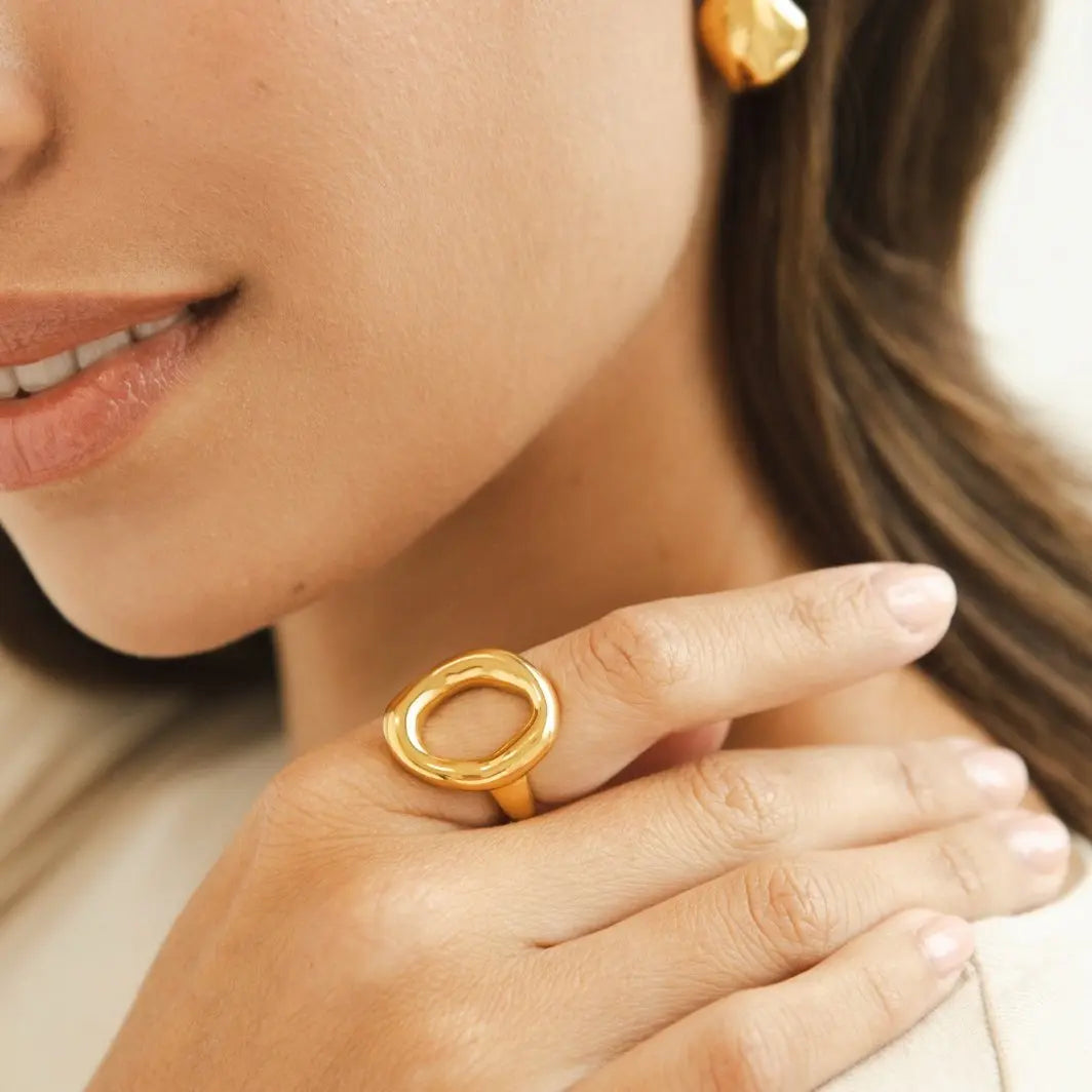 Anillo de Oro Fundido Vina Alba Madrid