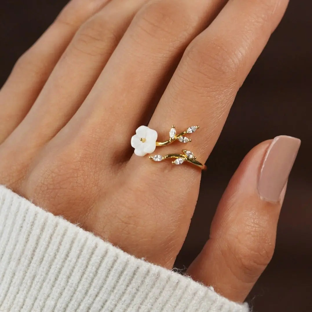 Estela - Anillo de Flores Blancas Alba Madrid